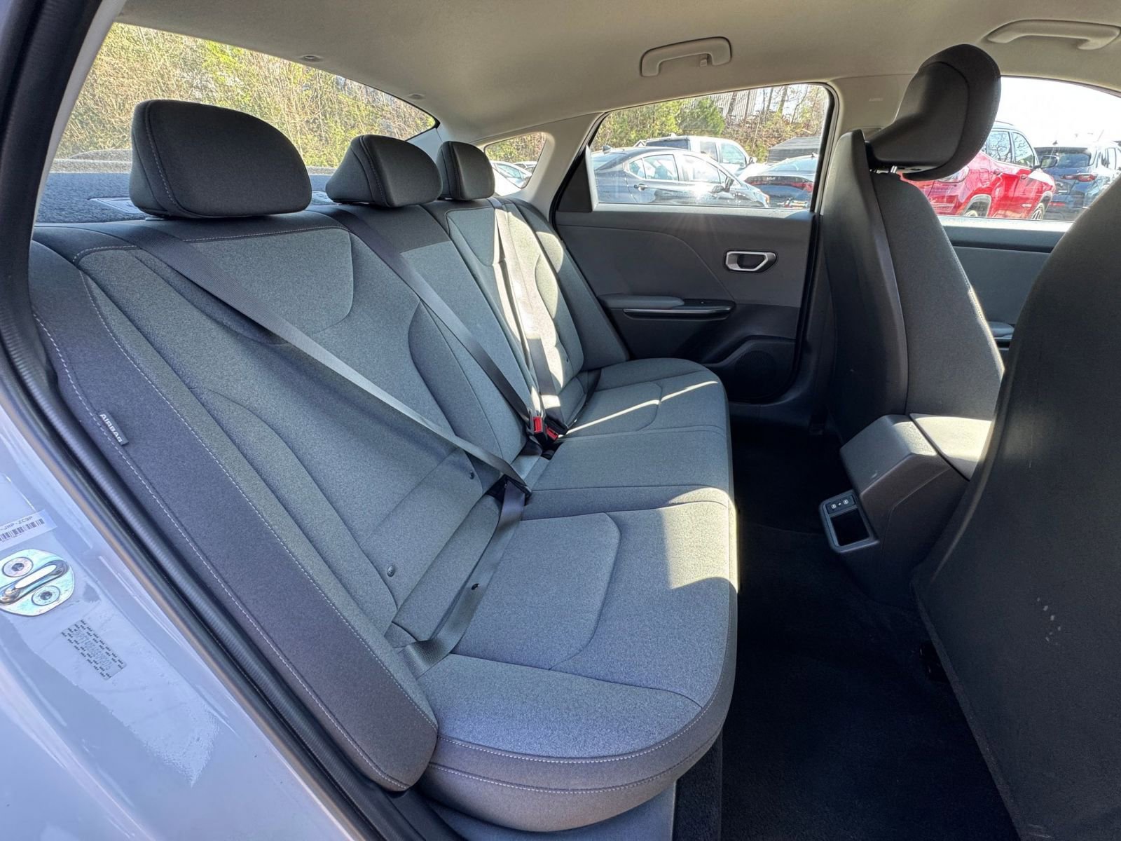 Used 2025 Kia K4 LXS FWD image 36