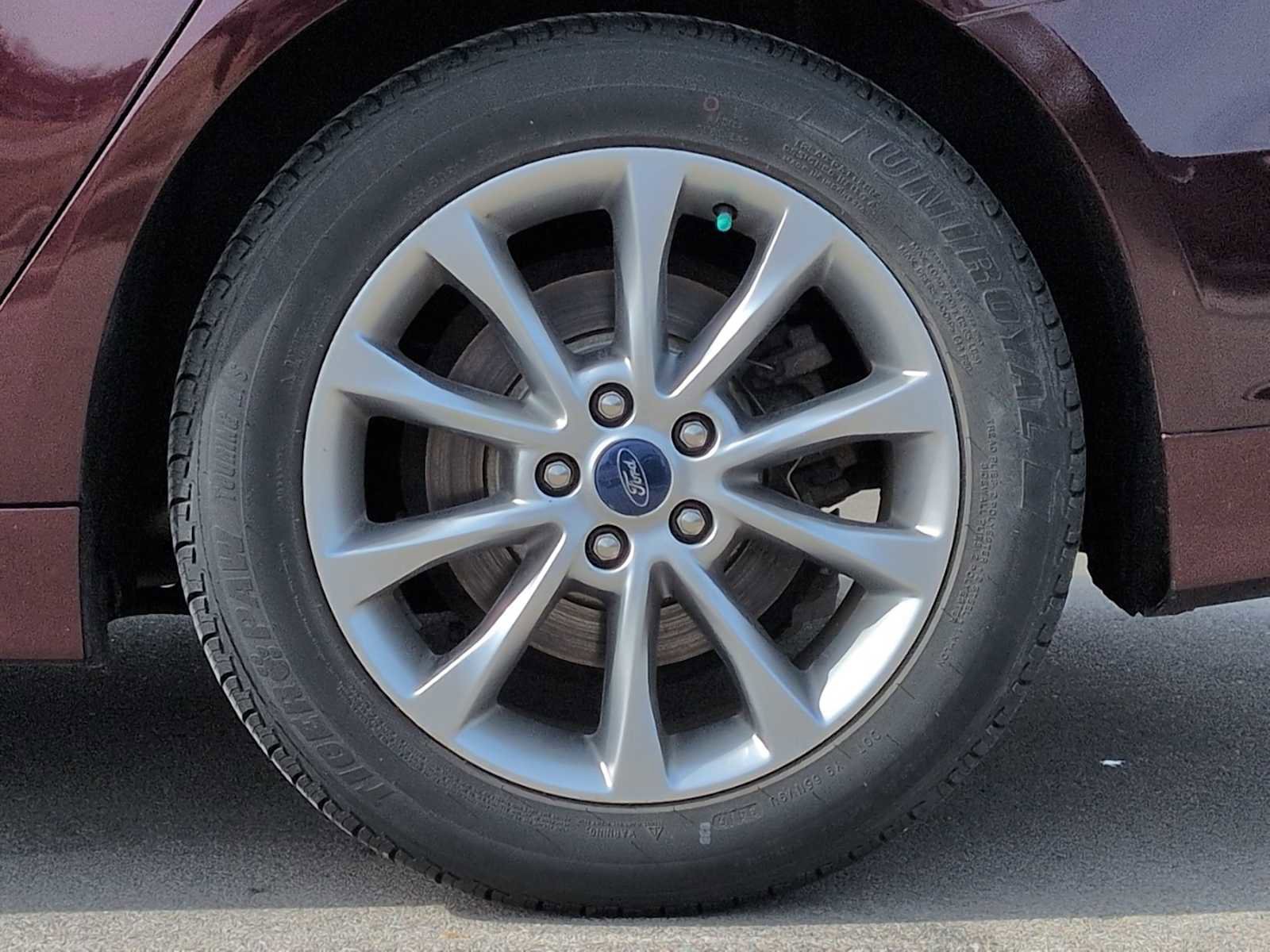 Used 2017 Ford Fusion SE image 14