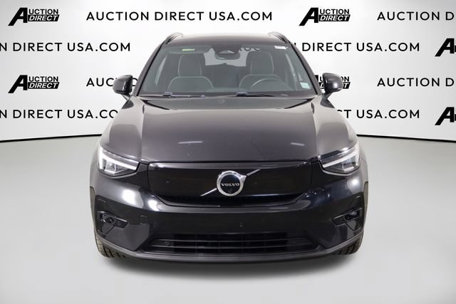 Used 2023 Volvo XC40 Recharge Plus AWD/4WD image 2