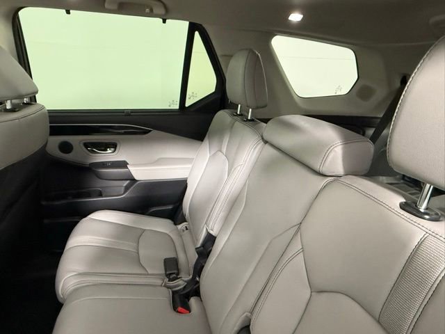 Used 2023 Honda Pilot Touring image 39