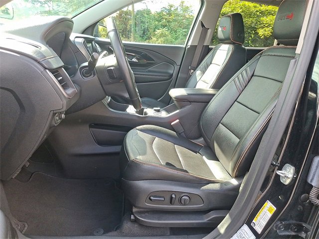 Used 2023 GMC Terrain AT4 image 16