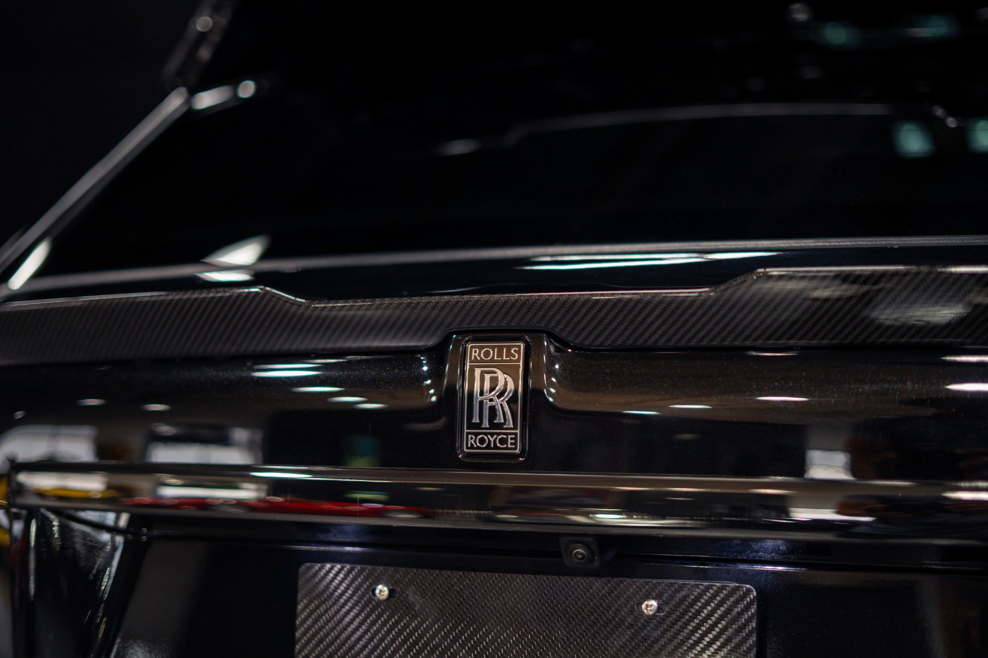 Used 2022 Rolls-Royce Cullinan Black Badge w/ Dark Exterior Package AWD/4WD image 30