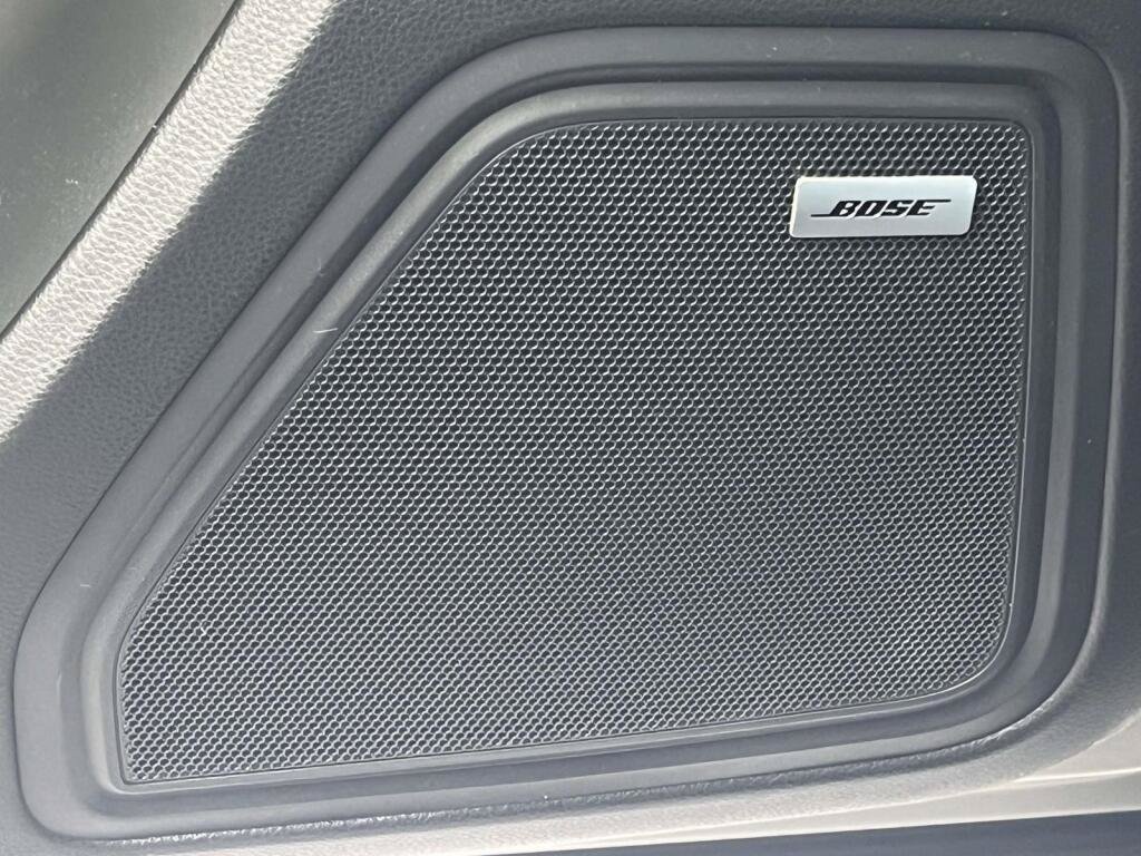 Used 2019 Porsche Macan AWD/4WD image 30