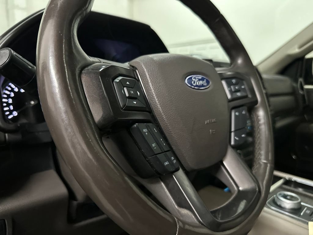 Used 2021 Ford Expedition Max Limited RWD image 29