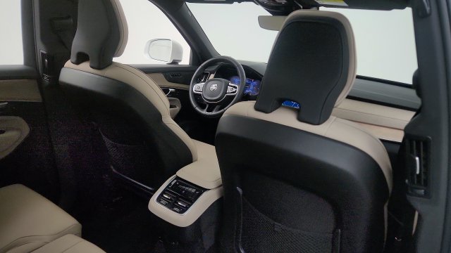 Used 2026 Volvo XC90 B6 Plus AWD/4WD image 43