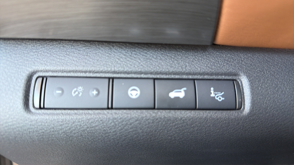 Certified 2024 Nissan Pathfinder Platinum AWD/4WD image 28