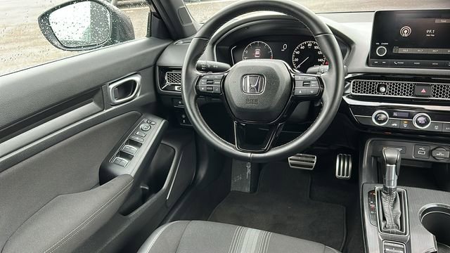 Used 2023 Honda Civic Sport image 23