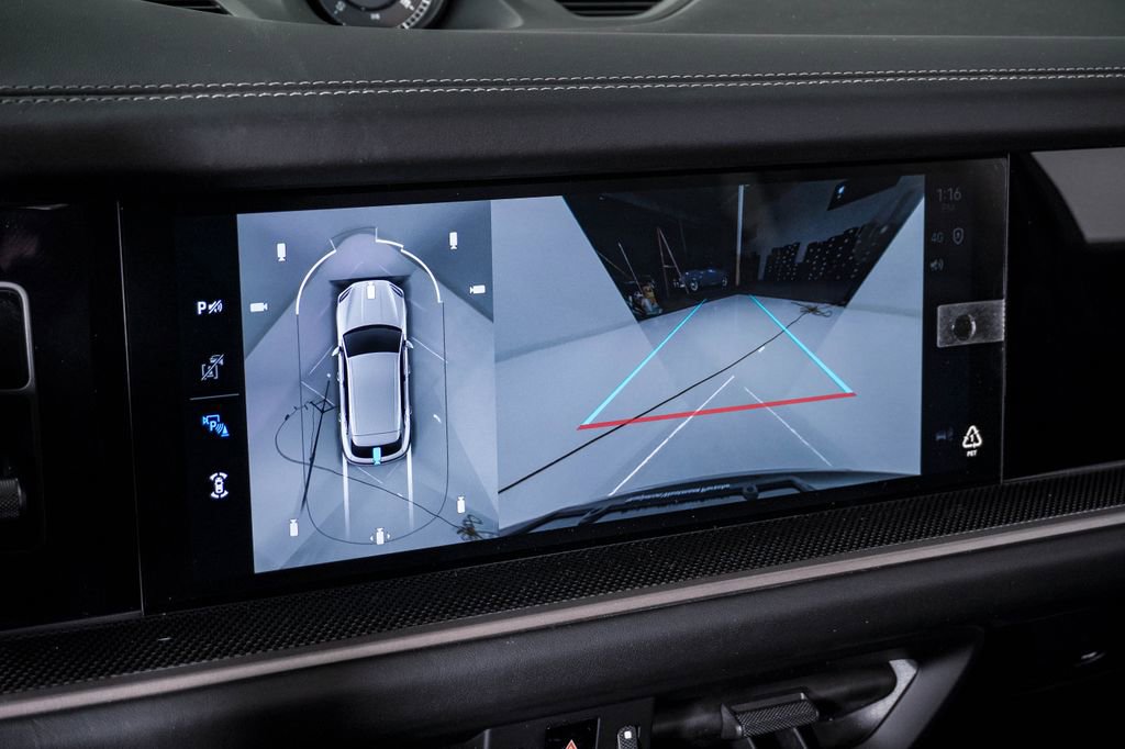 New 2026 Porsche Cayenne Turbo image 23