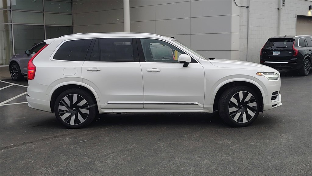 Certified 2024 Volvo XC90 T8 Plus image 2
