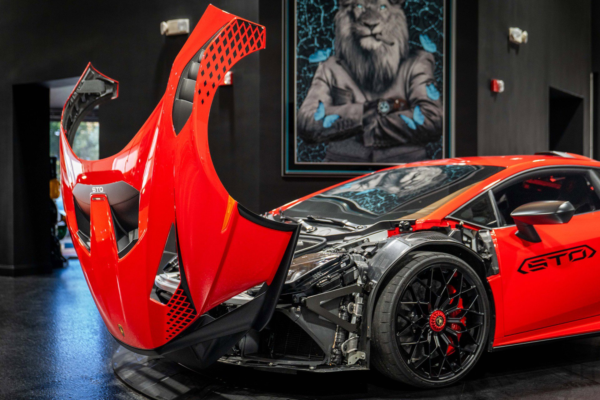 Used 2022 Lamborghini Huracan STO image 21