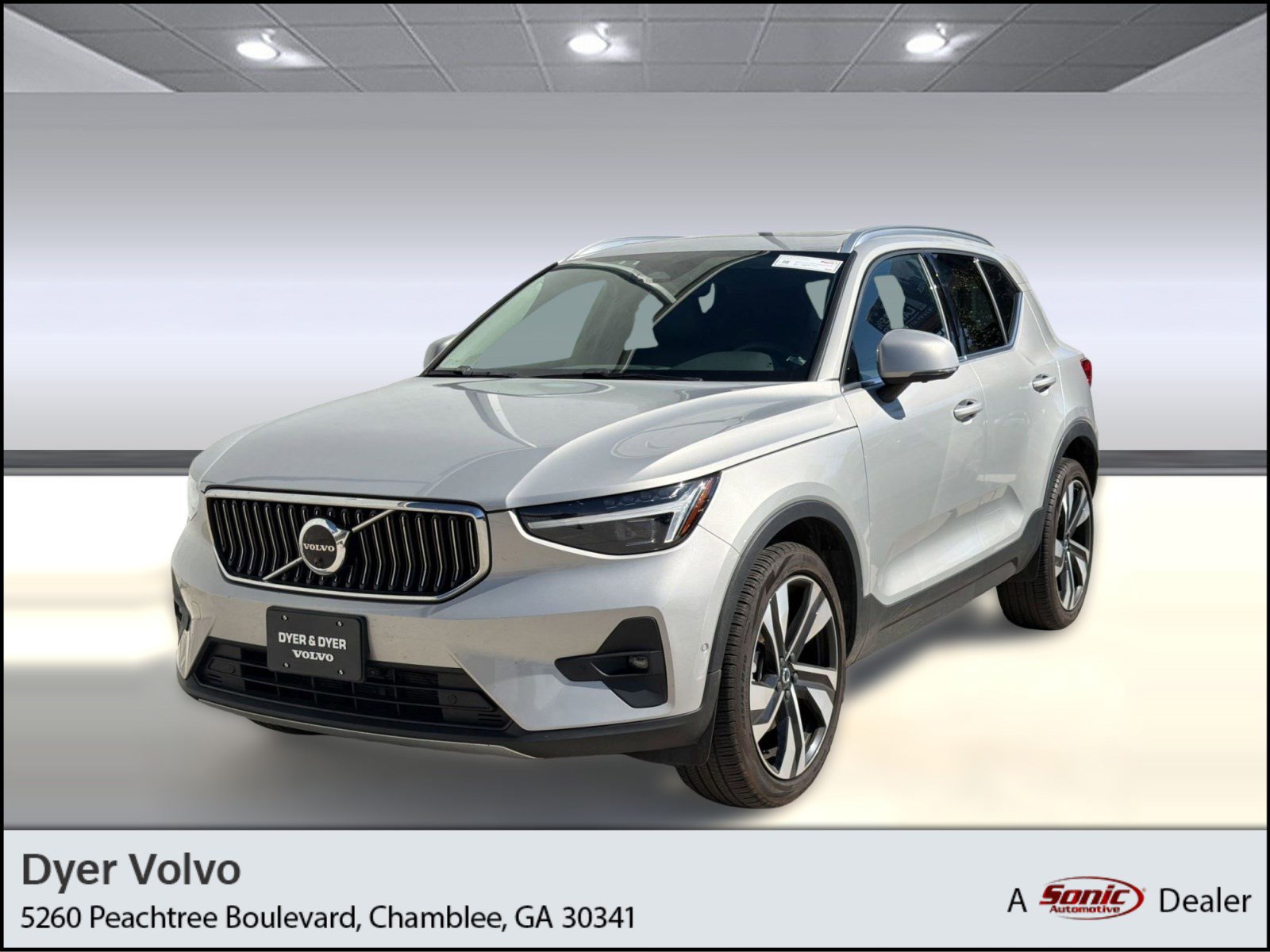 Certified 2023 Volvo XC40 B5 Ultimate w/ Protection Package Premier image 1