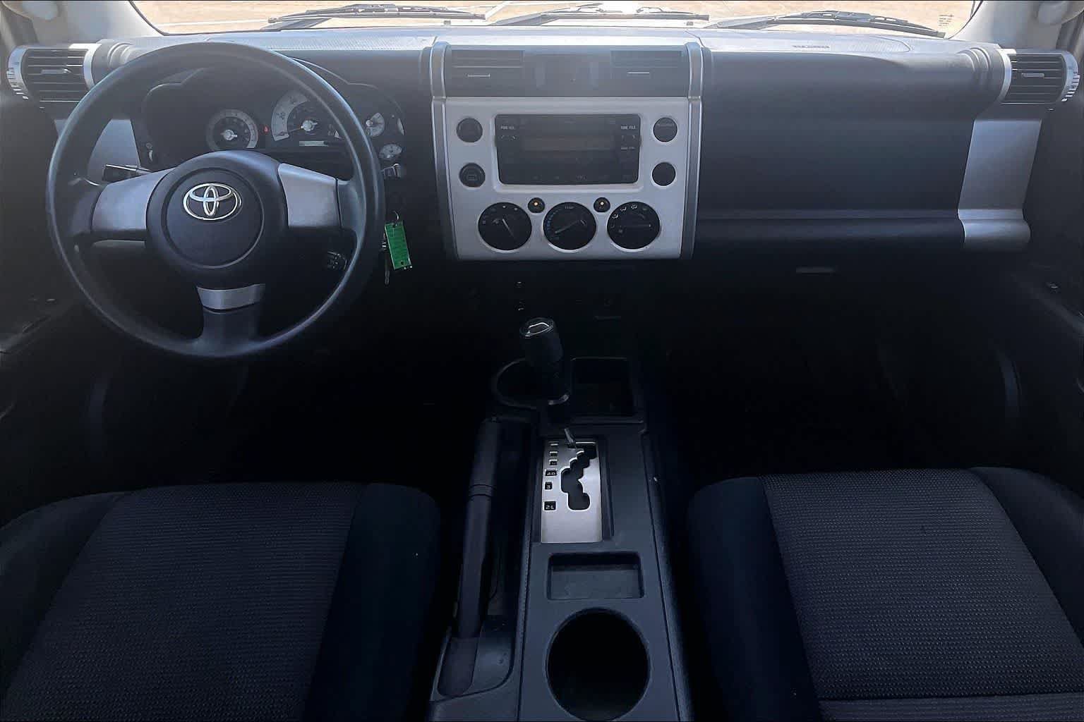 Used 2010 Toyota FJ Cruiser 2WD image 8