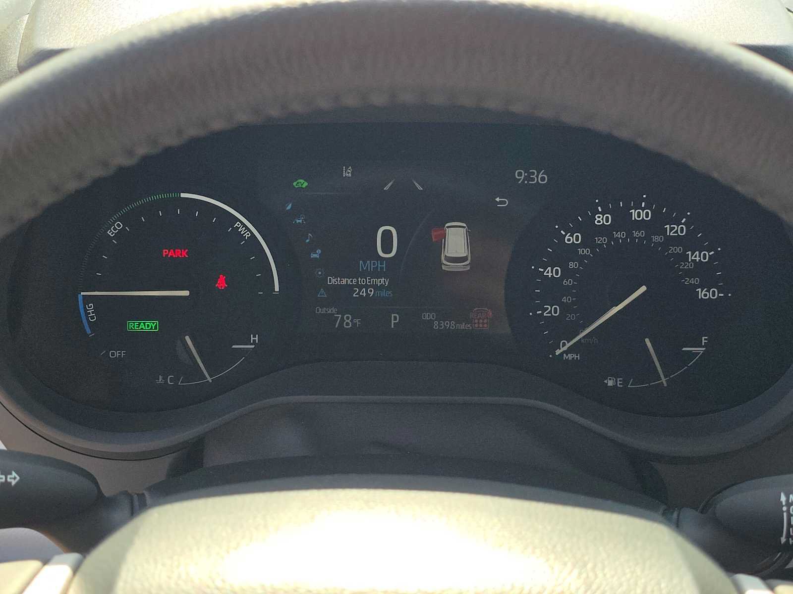 Used 2026 Toyota Sienna XLE FWD image 25