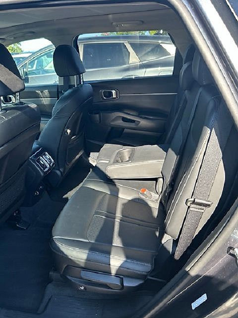 Certified 2023 Kia Sorento S w/ Panoramic Sunroof Package FWD image 19
