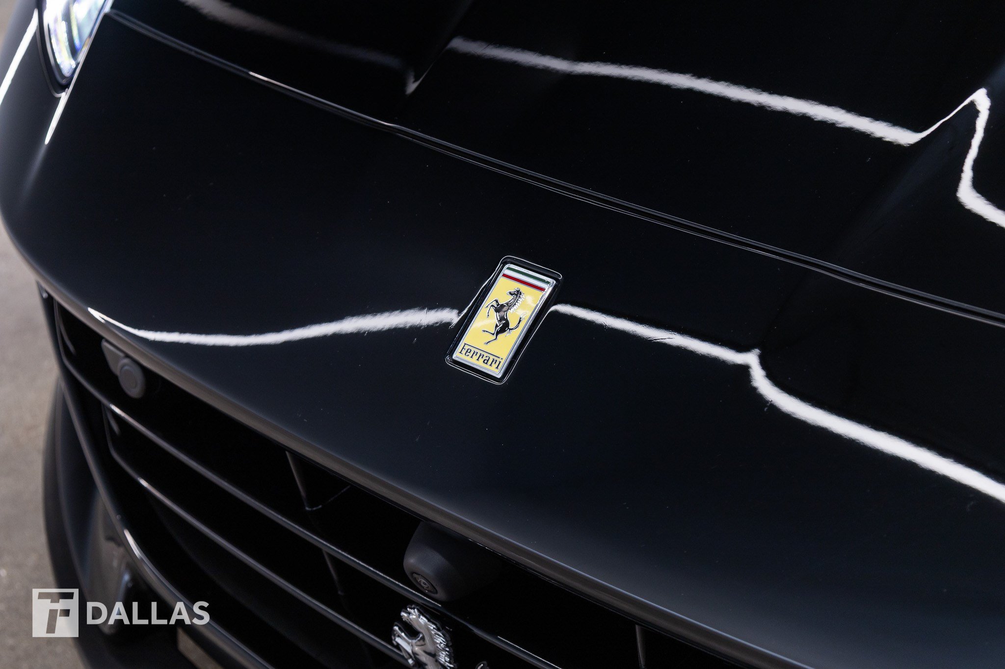 Used 2023 Ferrari Portofino M RWD image 4