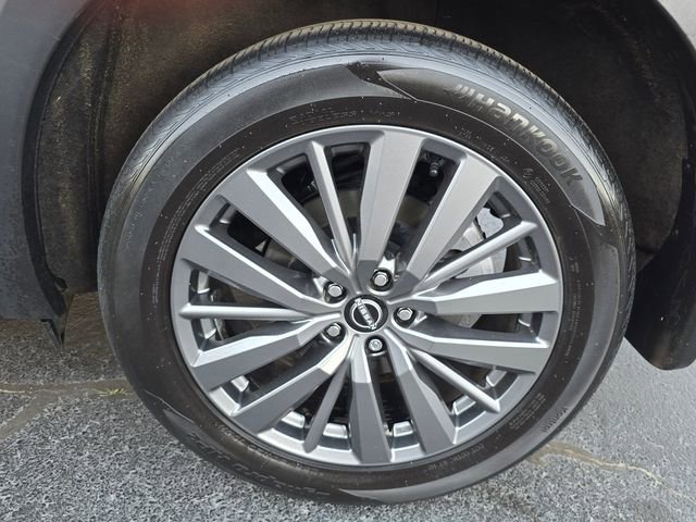 Certified 2024 Nissan Pathfinder SL w/ SL Premium Package FWD image 18