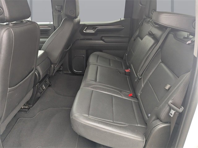 Used 2024 GMC Sierra 1500 SLT image 13