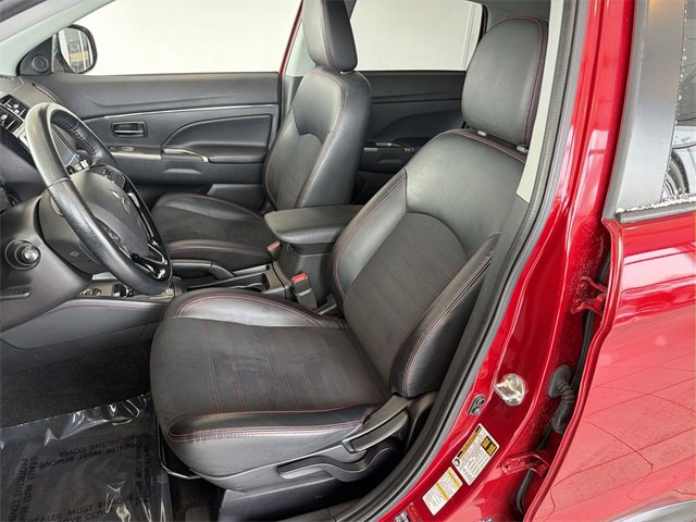 Used 2024 Mitsubishi Outlander Sport SE image 19