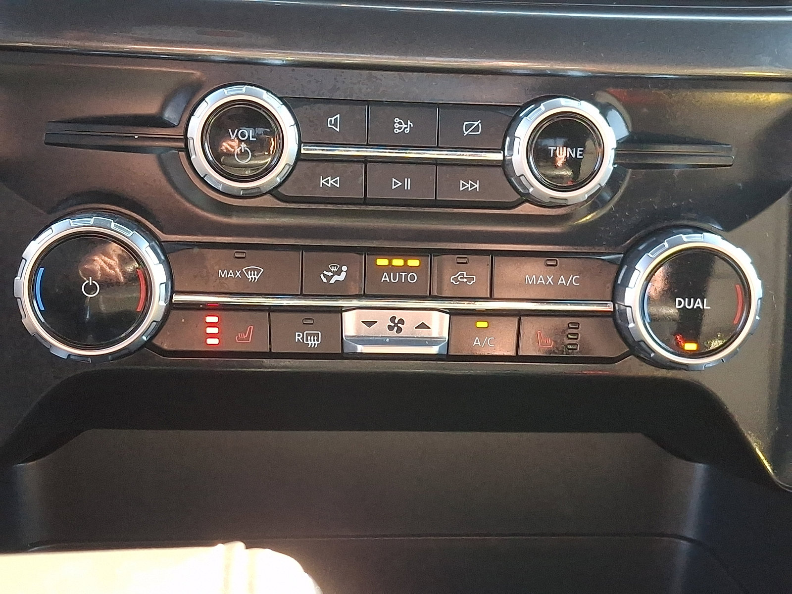 Used 2023 Ford F150 XLT w/ Equipment Group 302A High AWD/4WD image 16