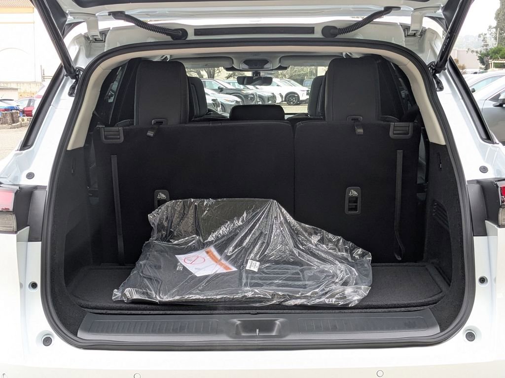 New 2026 INFINITI QX60 Luxe image 29