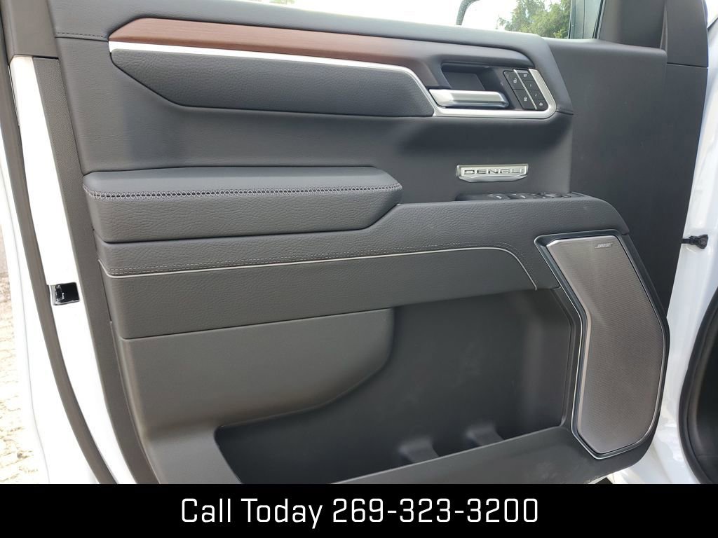 New 2026 GMC Sierra 1500 Denali w/ Denali Reserve Package image 23