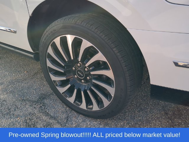 Used 2022 Lincoln Navigator L Black Label AWD/4WD image 13