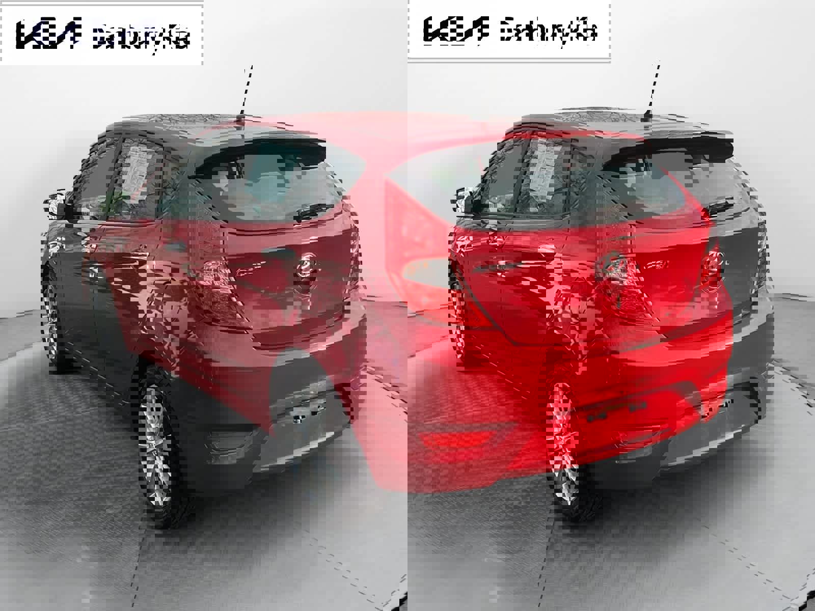 Used 2014 Hyundai Accent SE image 4