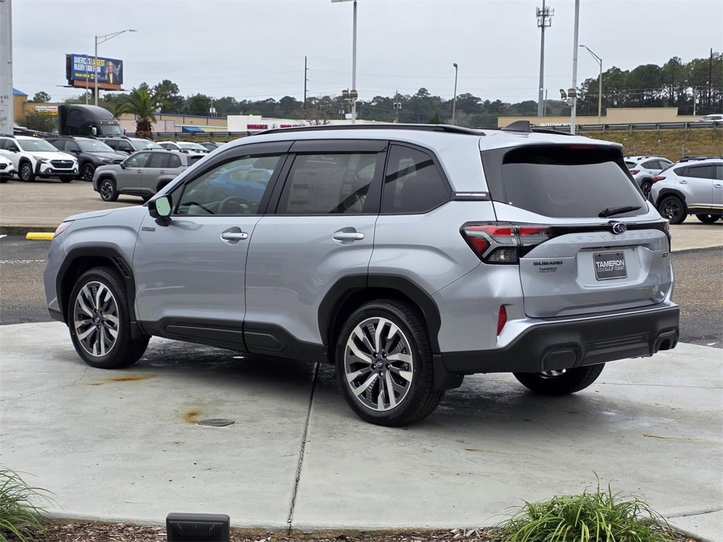 New 2025 Subaru Forester Touring image 4