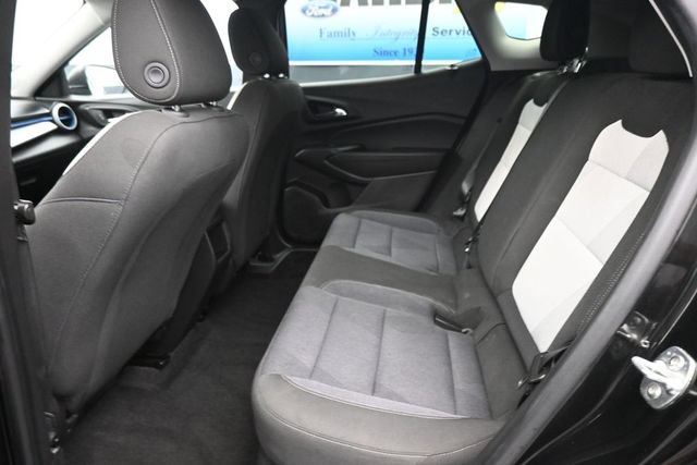 Used 2024 Chevrolet Trax LS FWD image 9
