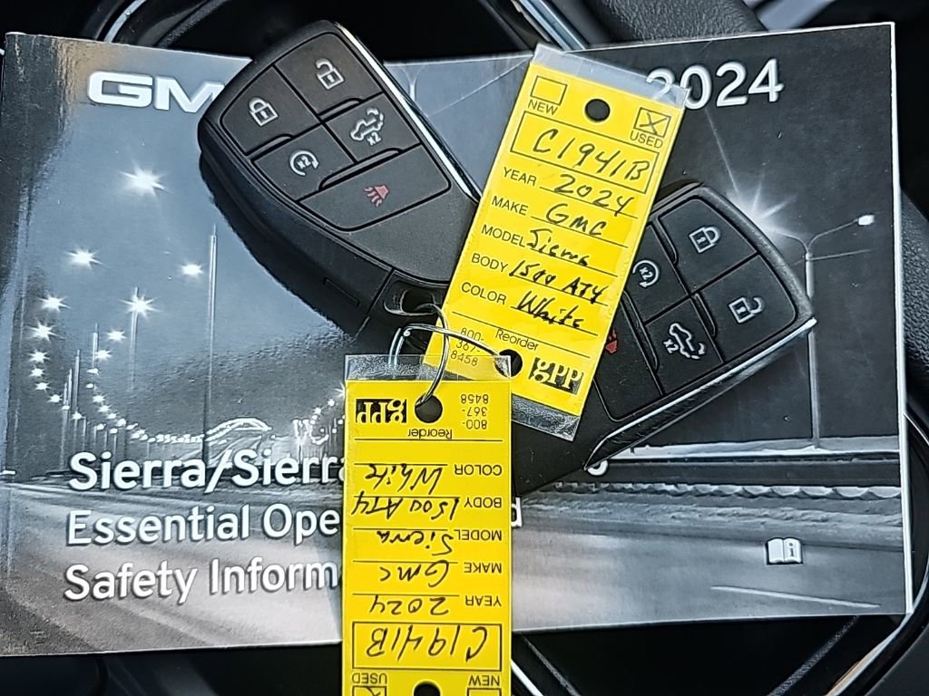 Certified 2024 GMC Sierra 1500 AT4 w/ AT4 Preferred Package image 25