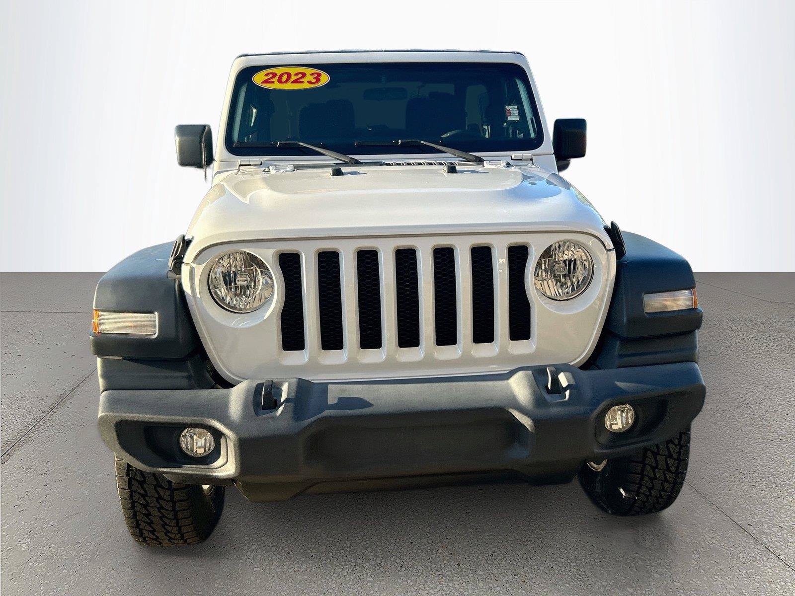 Used 2023 Jeep Wrangler Sport AWD/4WD image 9