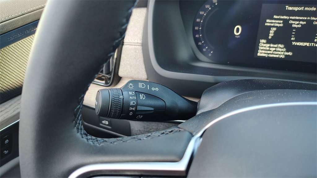 New 2026 Volvo XC90 B6 Plus image 16