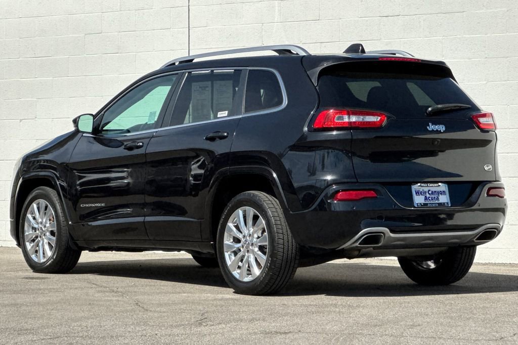 Used 2016 Jeep Cherokee Overland image 3
