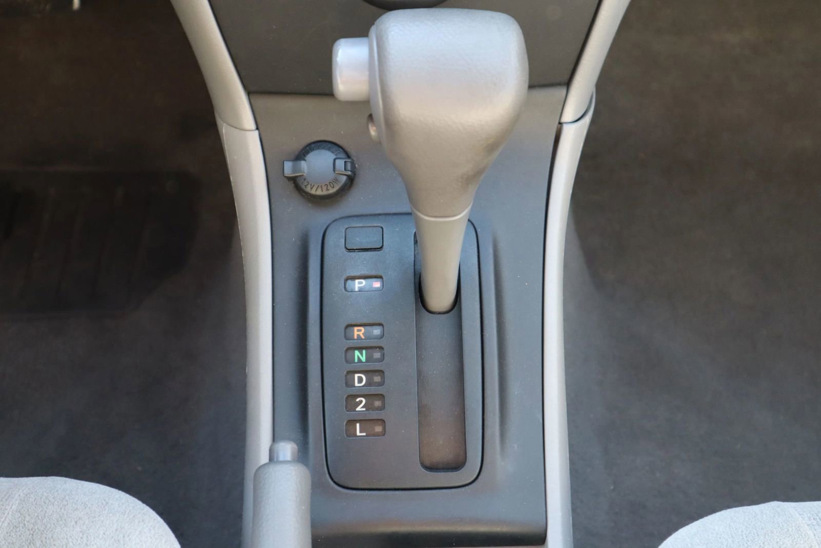 Used 2003 Toyota Corolla CE image 22