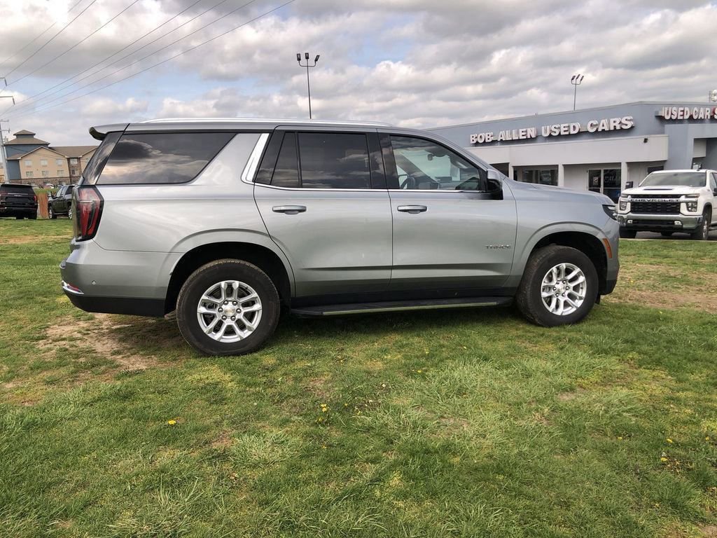 Used 2025 Chevrolet Tahoe LT AWD/4WD image 14