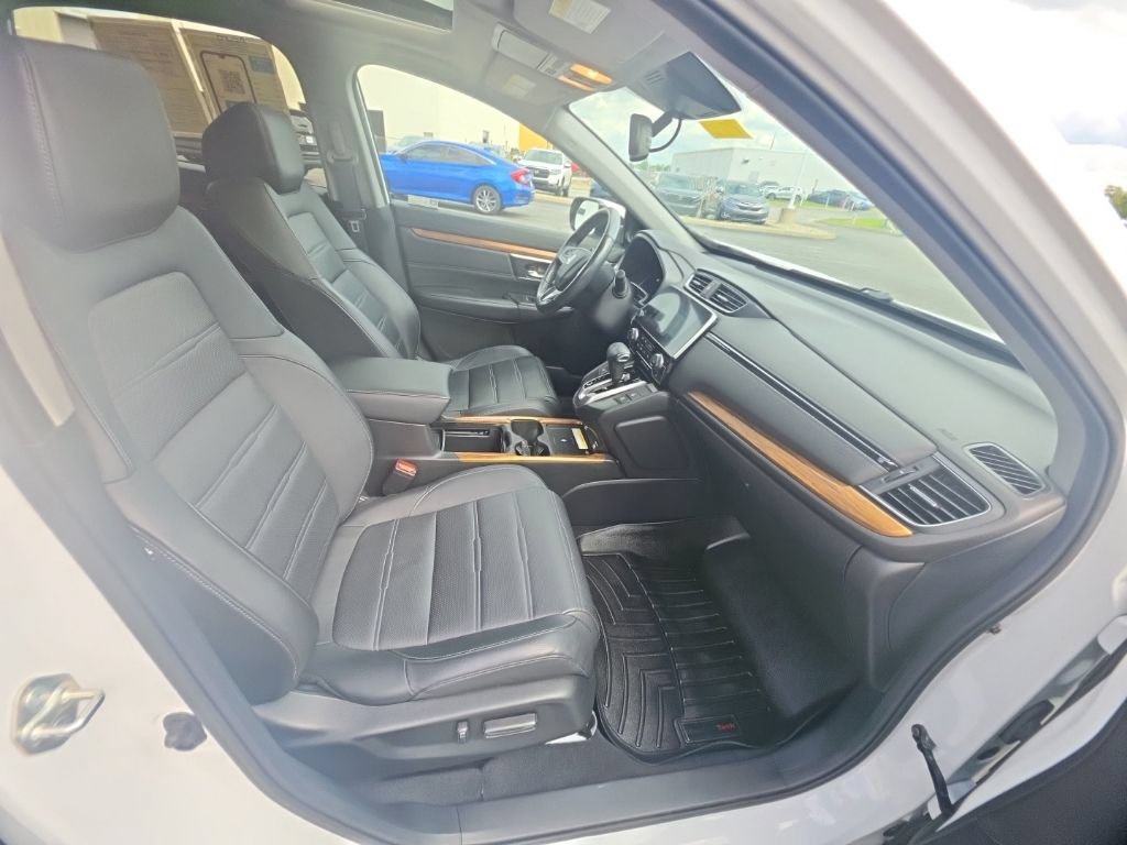Used 2020 Honda CR-V Touring image 32