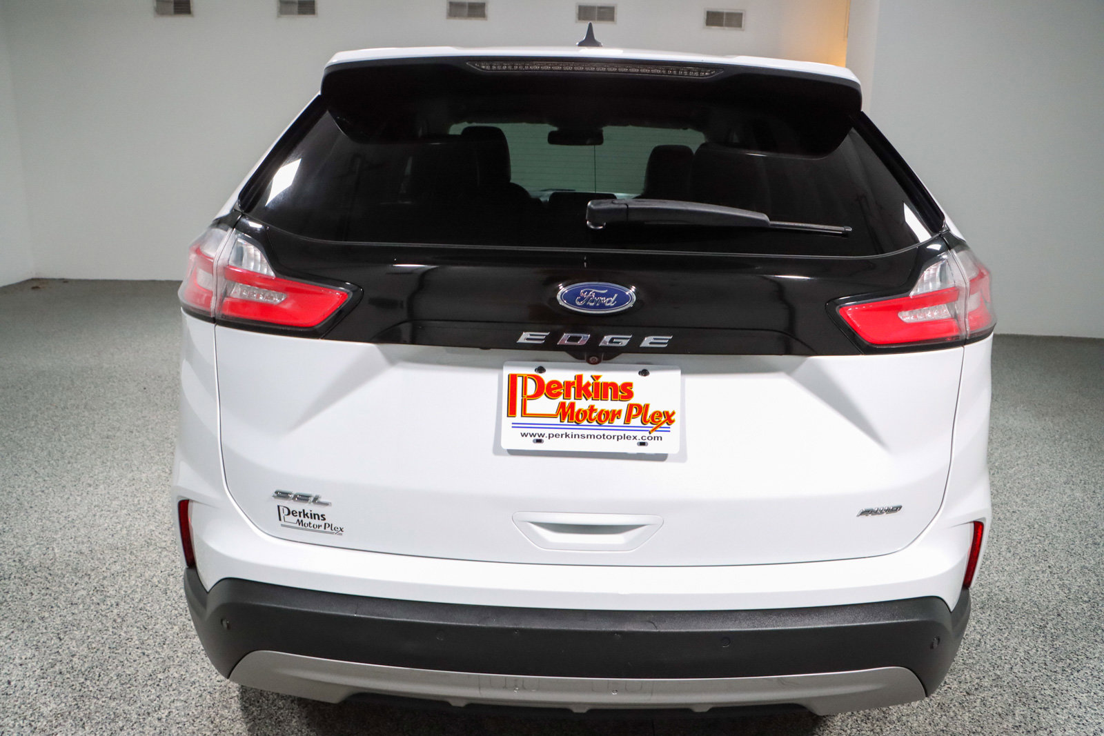 Used 2023 Ford Edge SEL AWD/4WD image 8