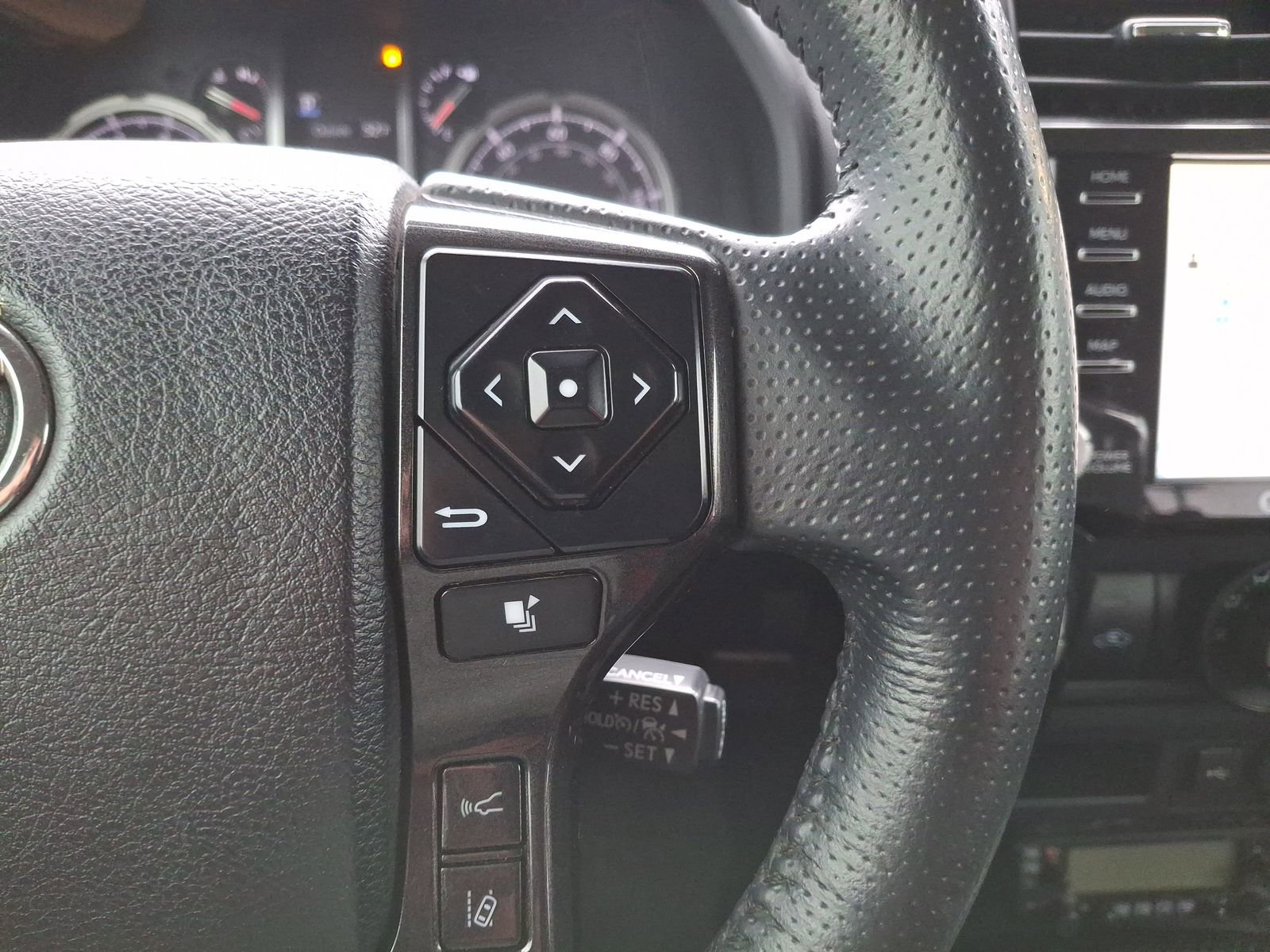 Used 2021 Toyota 4Runner TRD Off-Road Premium AWD/4WD image 14