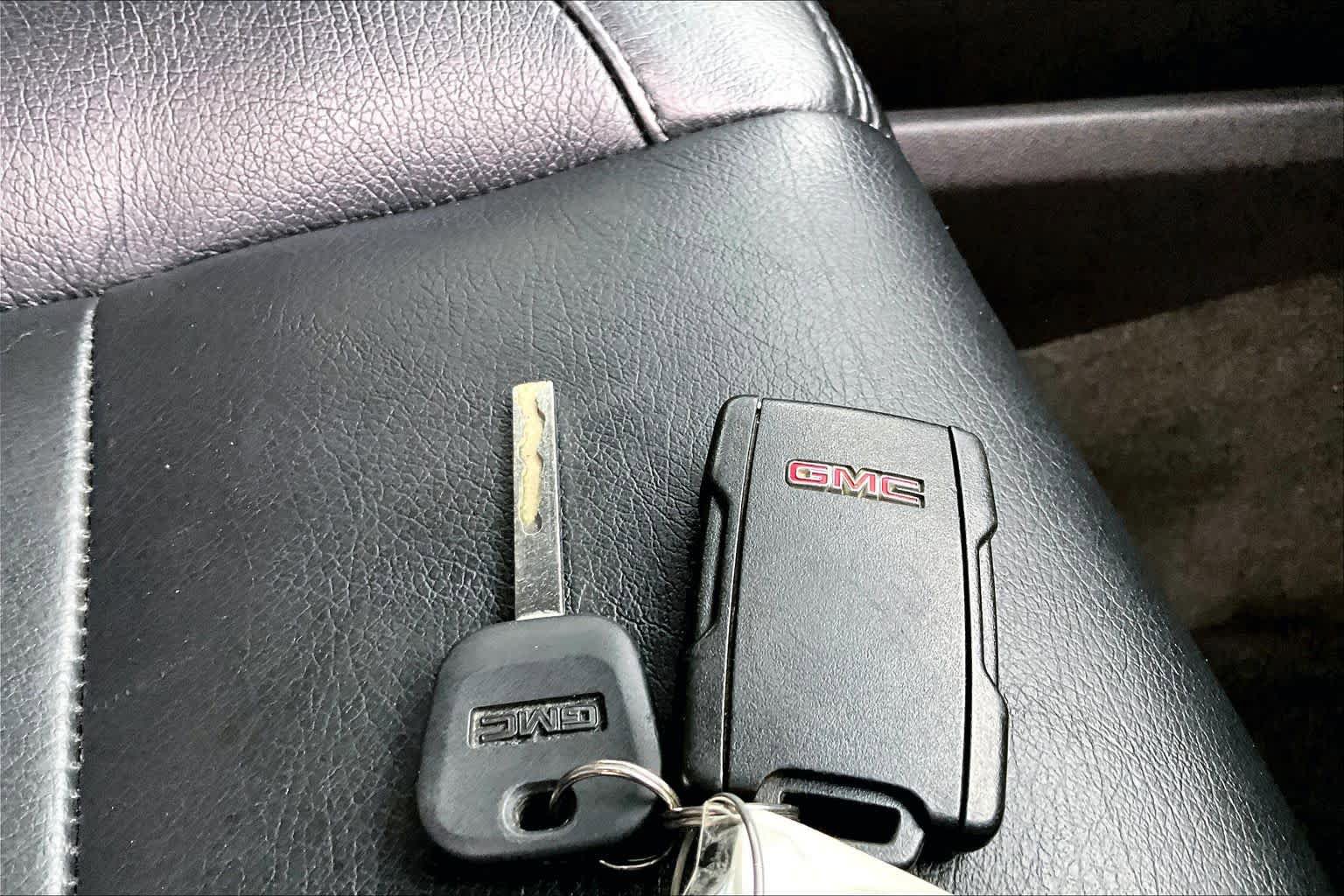 Used 2015 GMC Yukon SLE w/ Convenience Package RWD image 15