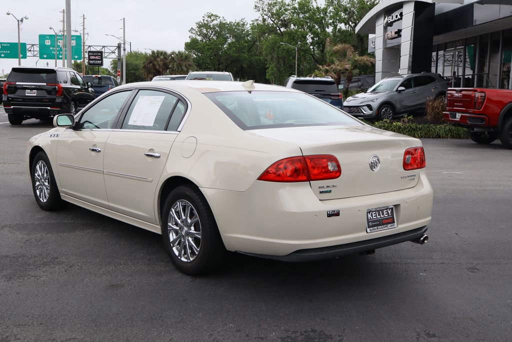 Used 2011 Buick Lucerne CXL image 6