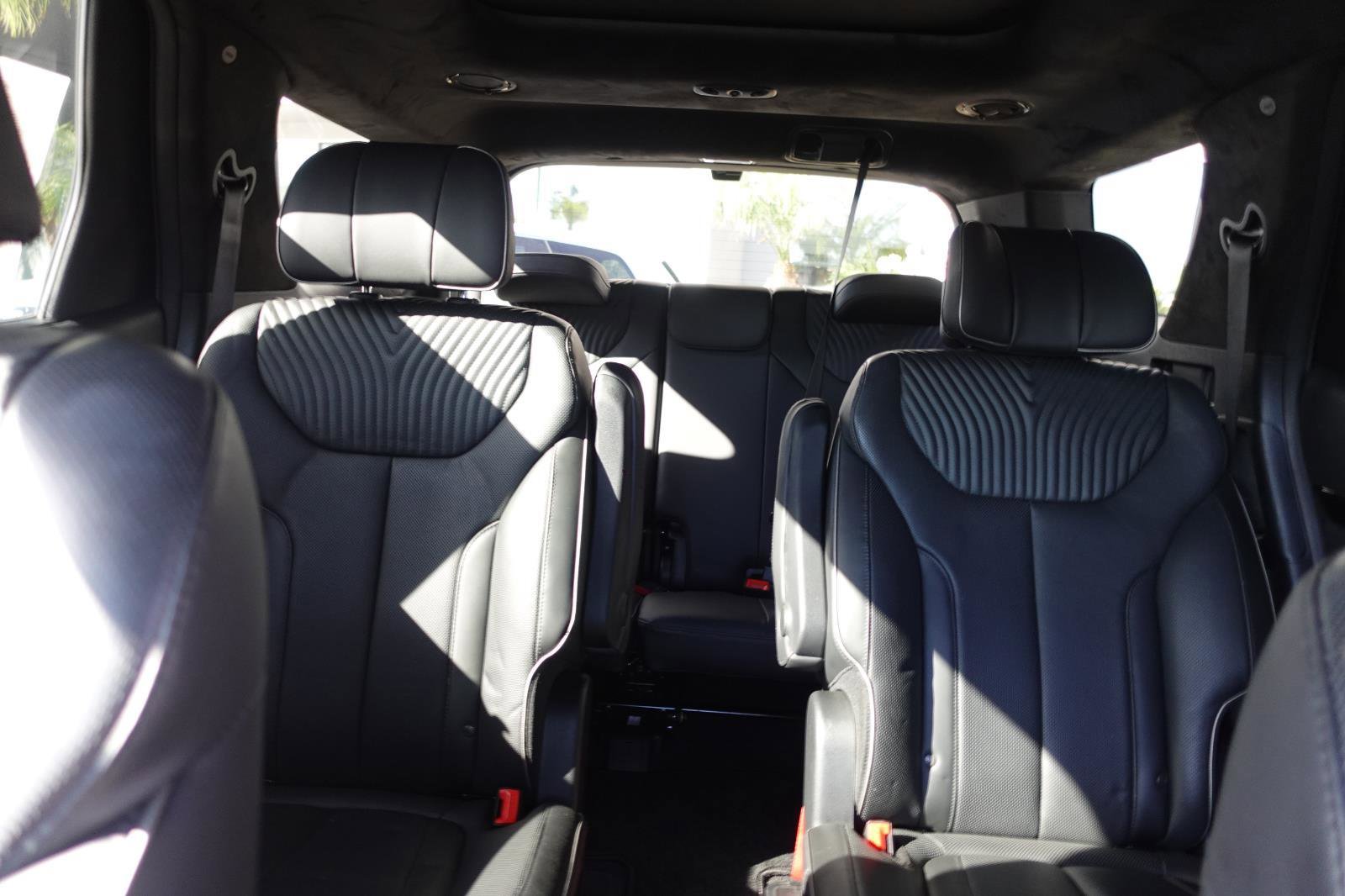 Used 2024 Hyundai Palisade Calligraphy image 31