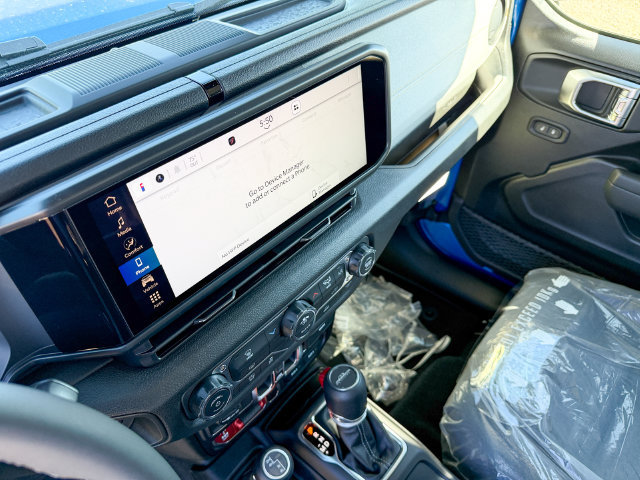 New 2026 Jeep Gladiator Sport AWD/4WD image 19