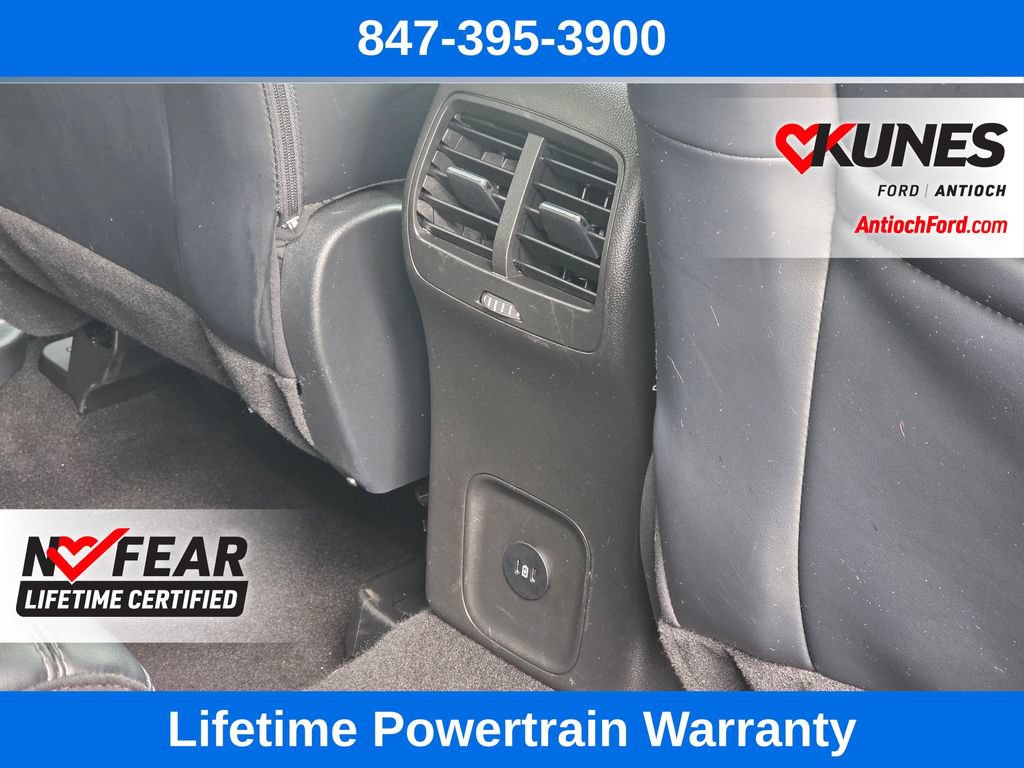 Certified 2025 Ford Escape Platinum AWD/4WD image 29