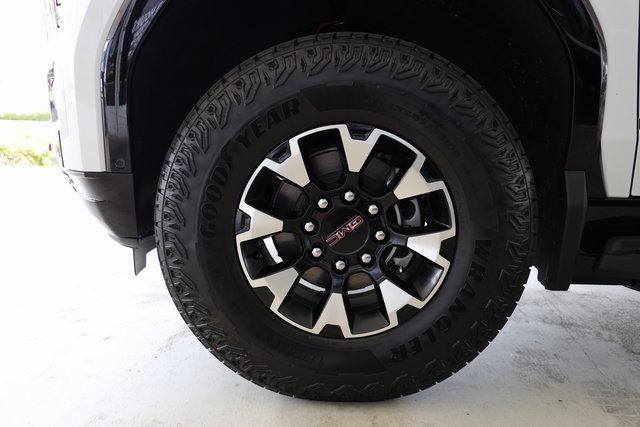 New 2026 GMC Sierra EV AT4 w/ AT4 Premium Package image 5