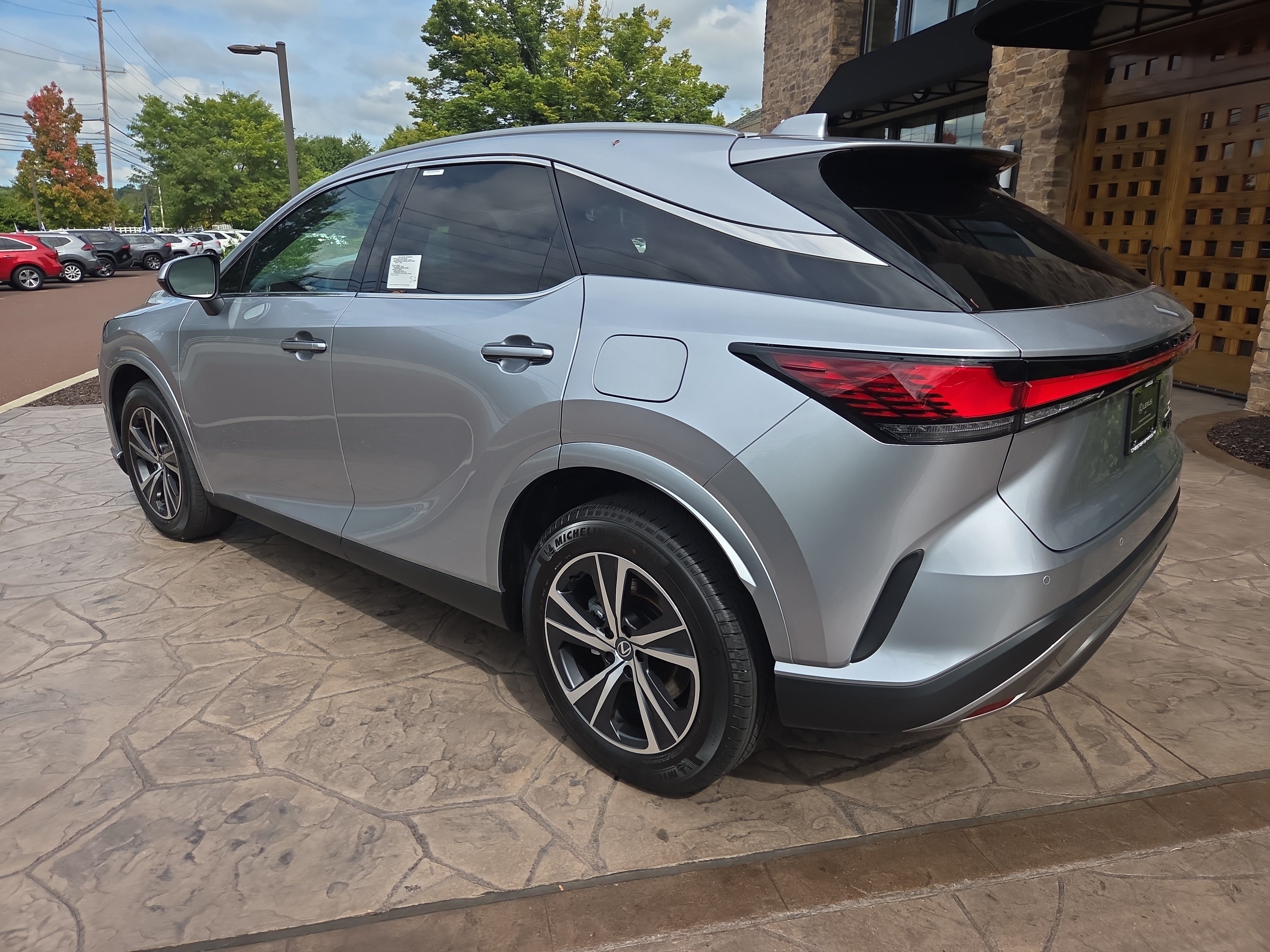 New 2026 Lexus RX 350 Premium w/ Accessory Package (K3) AWD/4WD image 4
