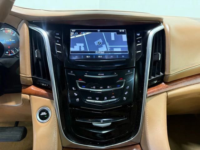 Used 2017 Cadillac Escalade Platinum image 72