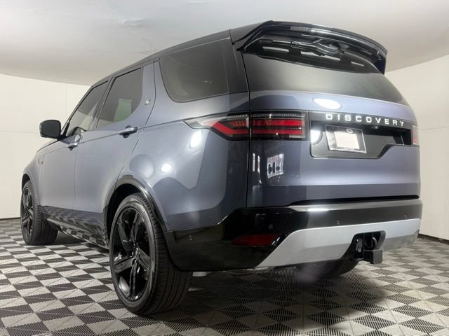 Used 2025 Land Rover Discovery Metropolitan Edition AWD/4WD image 4