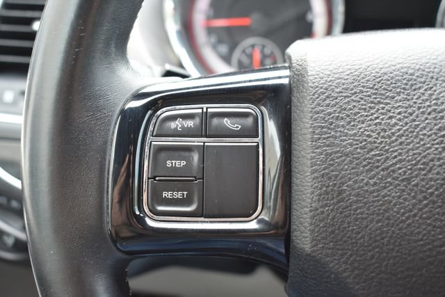 Used 2019 Dodge Grand Caravan SXT FWD image 22
