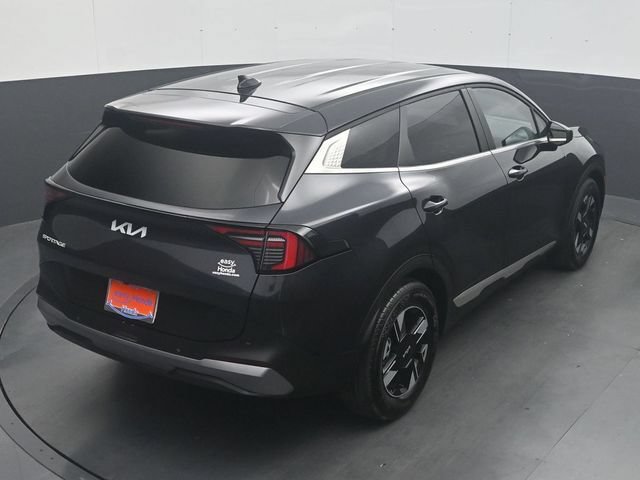 Used 2026 Kia Sportage LX FWD image 24