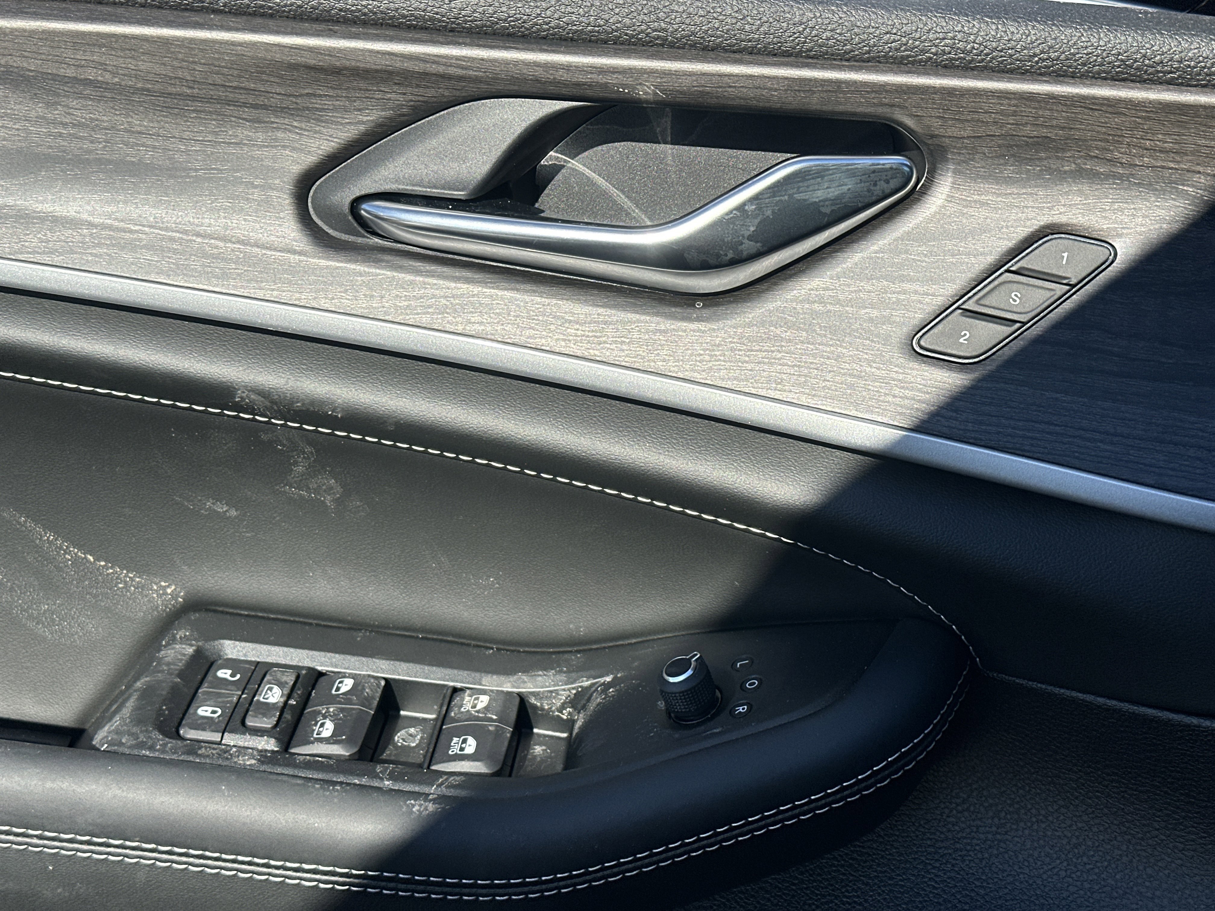 New 2026 Jeep Grand Cherokee Limited Reserve image 15